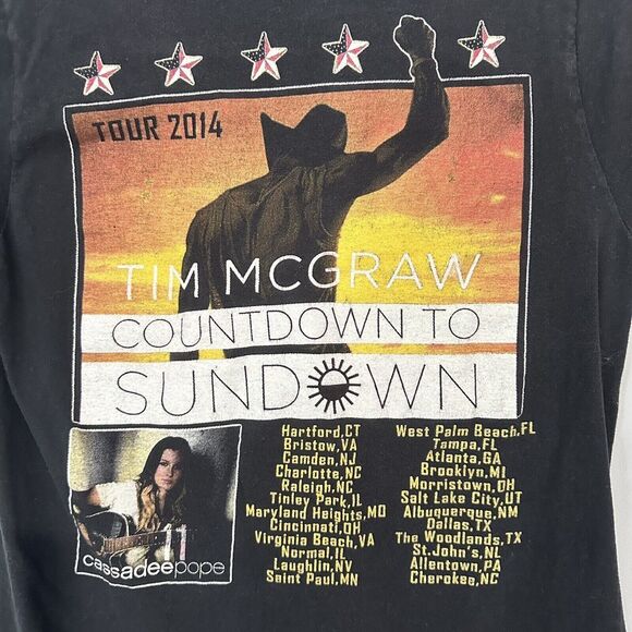 Tim McGraw Country Tour 2014 Meanwhile Back at Mama's Concert  - Adult Small - Picture 4 of 4